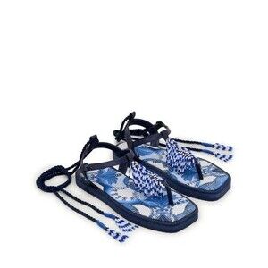 Farm Rio Blue Tile Banana Beaded Sandals Size 7 EUC